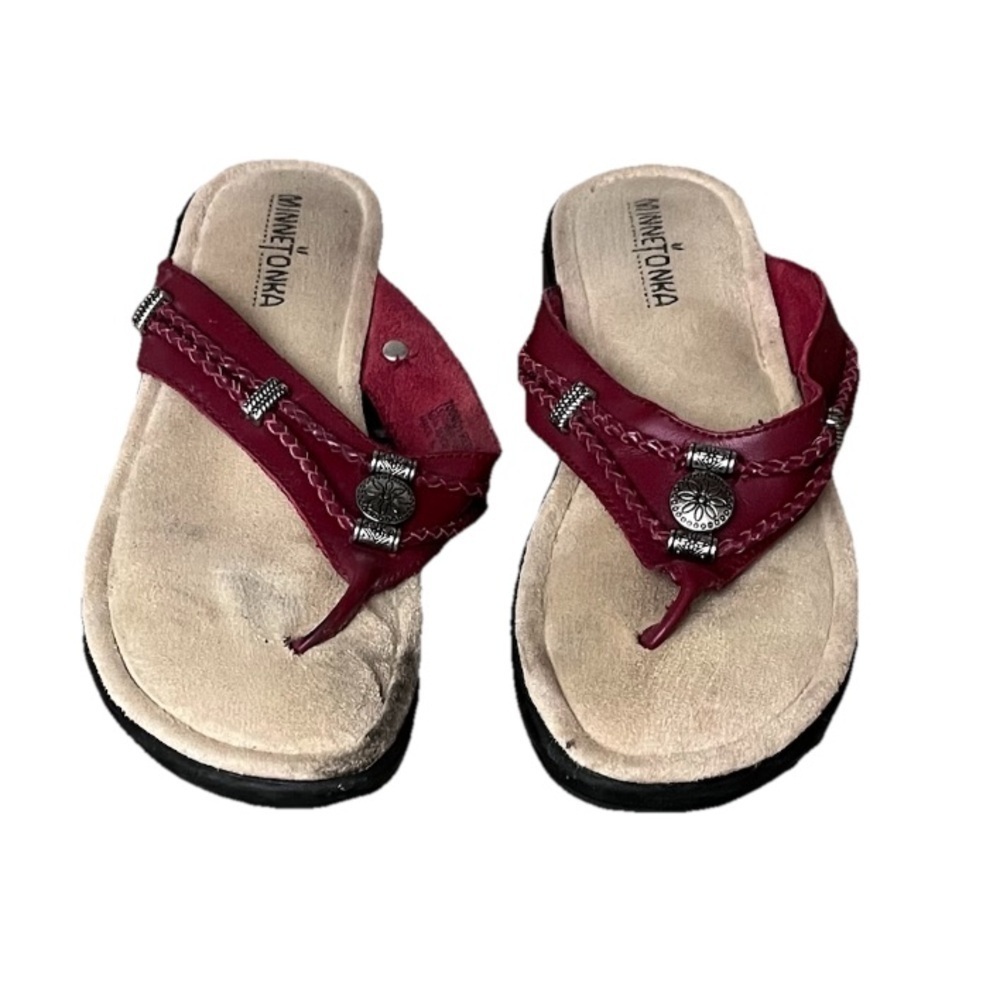 Minnetonka Silverthorne Red Leather Thong Sandals Women’s 8 | Western